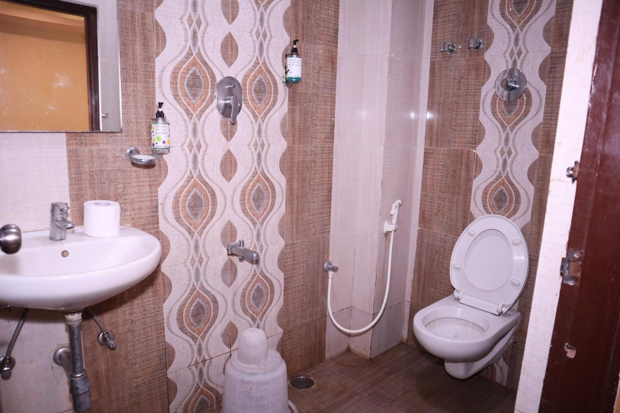 Millennium Plaza Hotel Kammasandra Екстериор снимка