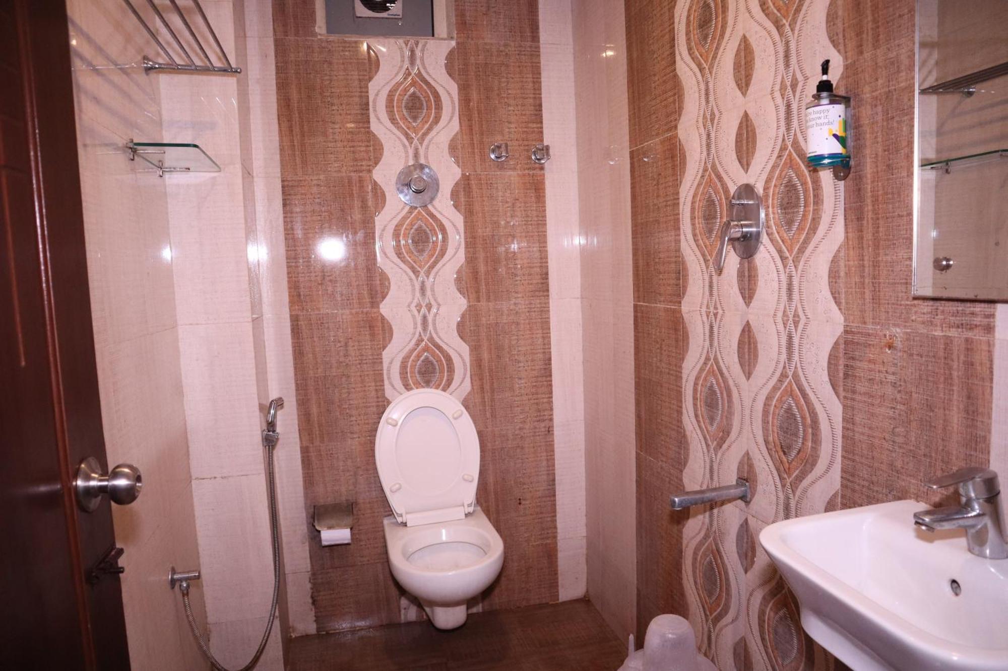 Millennium Plaza Hotel Kammasandra Екстериор снимка
